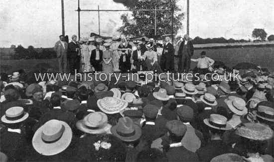 Taking the Oath, Dunmow Flitch, Great Dunmow, Essex. c.1908